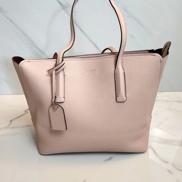 kate spade Handbags - Kate spade pastel pink tote